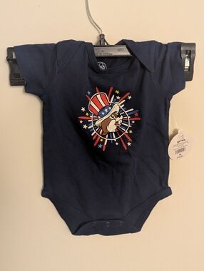 NWT 4th Of July Patriotic America Bucees Baby Onesie 3mo